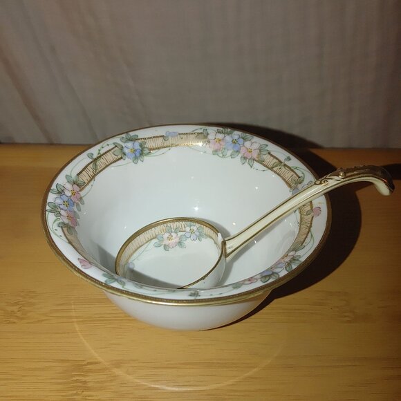 Nippon Beautiful Hand Painted Mayonnaise Sauce Dish With Spoon - Picture 11 of 16